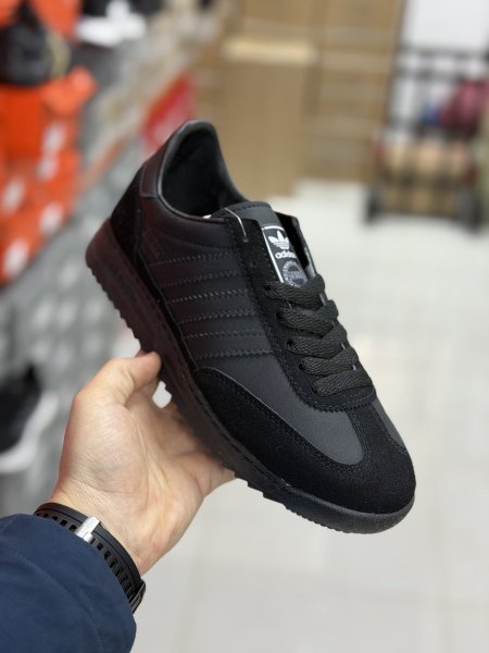 اديدس / اسود / sl 72