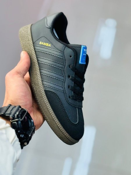 اديدس سامبا / اسود
